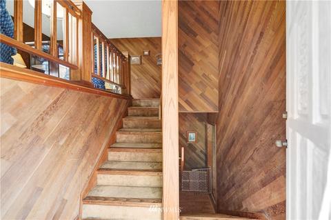 767 Warner Ave E, Enumclaw, WA 98022 photo 6