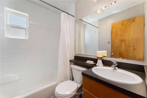 233 11th Ave E, Seattle, WA 98102 photo 15