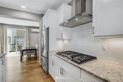 606 237th St SE #E, Bothell, WA 98021 photo 8