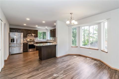 10816 25th Dr SE, Everett, WA 98201 photo 12
