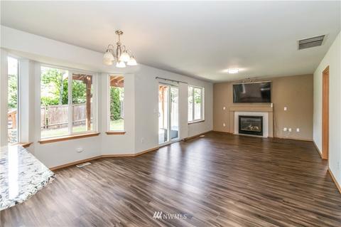 10816 25th Dr SE, Everett, WA 98201 photo 9