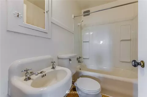 2331 Rockefeller Ave, Everett, WA 98201 photo 21