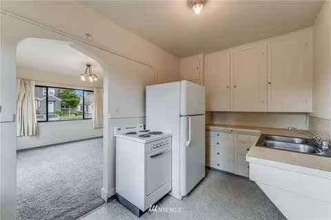2331 Rockefeller Ave, Everett, WA 98201 photo 5