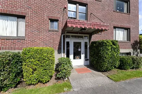 2331 Rockefeller Ave, Everett, WA 98201 photo 4