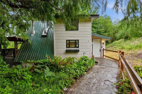 41 E Cedar St, Belfair, WA 98528 photo 1
