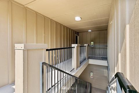 18930 Bothell Everett Hwy #C303, Bothell, WA 98012 photo 4