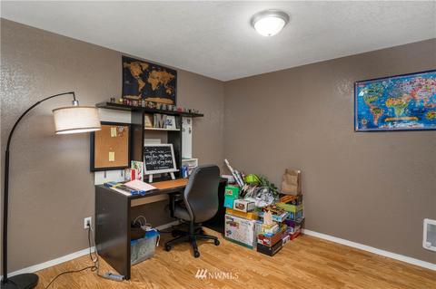 972 Tipsoo Loop N, Rainier, WA 98576 photo 31