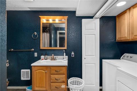 972 Tipsoo Loop N, Rainier, WA 98576 photo 27