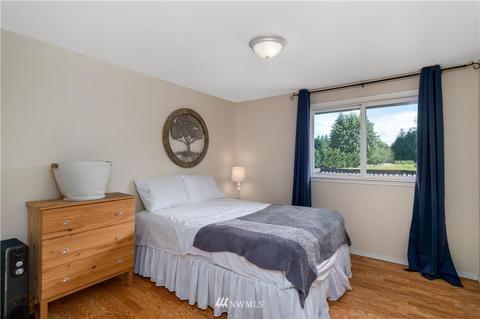 972 Tipsoo Loop N, Rainier, WA 98576 photo 23