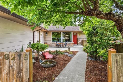 9219 Goblin Ln, Everett, WA 98208 photo 2