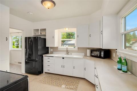 6408 Olympic Dr, Everett, WA 98203 photo 11