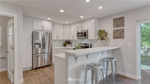 622 N 60th St #B, Seattle, WA 98103 photo 9