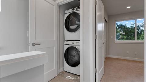 622 N 60th St #B, Seattle, WA 98103 photo 18