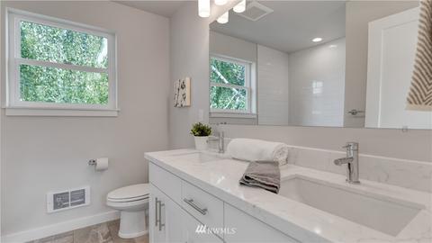 622 N 60th St #B, Seattle, WA 98103 photo 17
