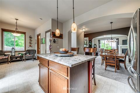 506 Pilchuck Path, Everett, WA 98201 photo 13