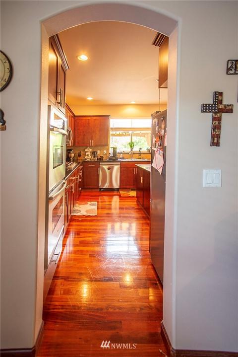1512 Daffodil Ave NE, Orting, WA 98360 photo 11