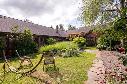 1716 E Spring St, Seattle, WA 98122 photo 14