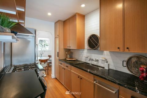 1716 E Spring St, Seattle, WA 98122 photo 4