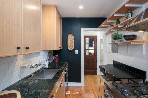 1716 E Spring St, Seattle, WA 98122 photo 5