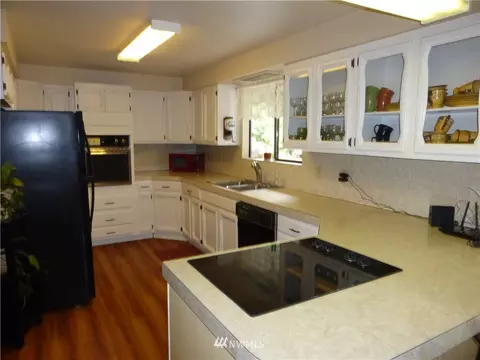 407 Dungeness Mdws, Sequim, WA 98382 photo 7