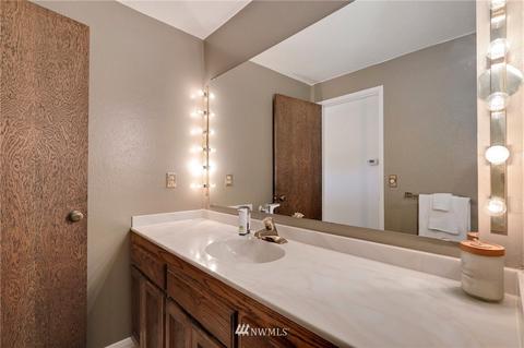 4710 Harbor Ln, Everett, WA 98203 photo 13