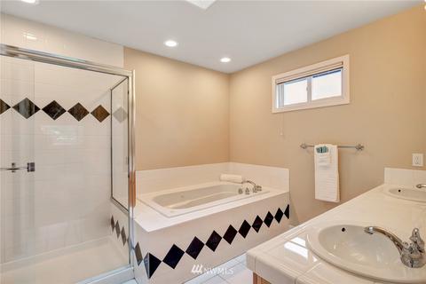 10303 NE 190th St, Bothell, WA 98011 photo 21