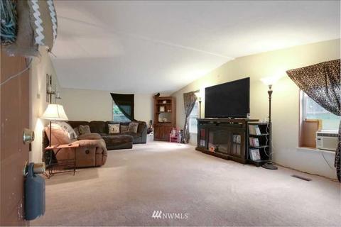 929 295th St E, Roy, WA 98580 photo 7