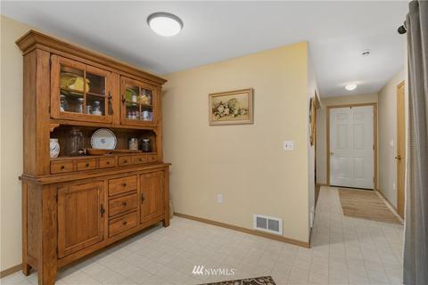 226 Tamaracks Dr, Onalaska, WA 98570 photo 9