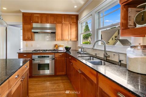 2018 Boyer Ave E, Seattle, WA 98112 photo 9