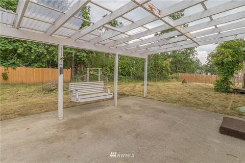 984 Tipsoo Loop N, Rainier, WA 98576 photo 19