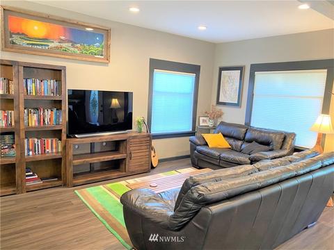 1312 Wells St, Enumclaw, WA 98022 photo 4
