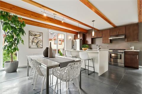 3825 Carr Pl N, Seattle, WA 98103 photo 9