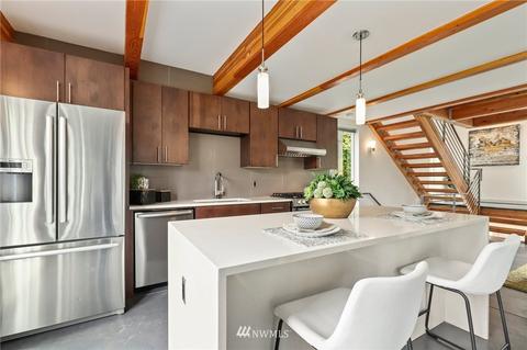 3825 Carr Pl N, Seattle, WA 98103 photo 10