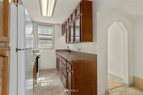 1109 E Marine View Dr, Everett, WA 98201 photo 10