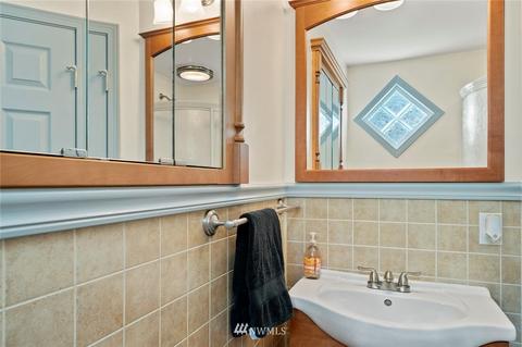 1109 E Marine View Dr, Everett, WA 98201 photo 19