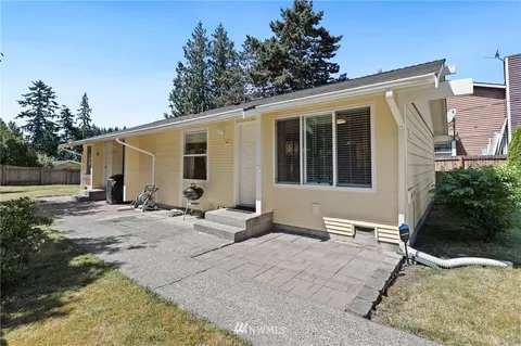 2026 74th St SE, Everett, WA 98203 photo 1