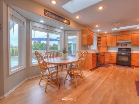2860 Christianson Ave, Enumclaw, WA 98022 photo 11