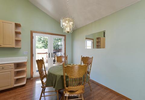 2043 Lincoln Ave, Enumclaw, WA 98022 photo 7