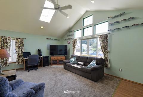 2043 Lincoln Ave, Enumclaw, WA 98022 photo 4