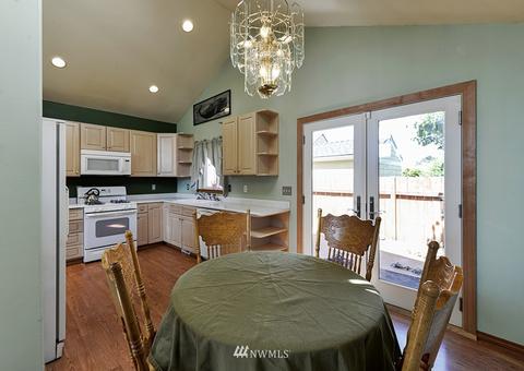 2043 Lincoln Ave, Enumclaw, WA 98022 photo 6