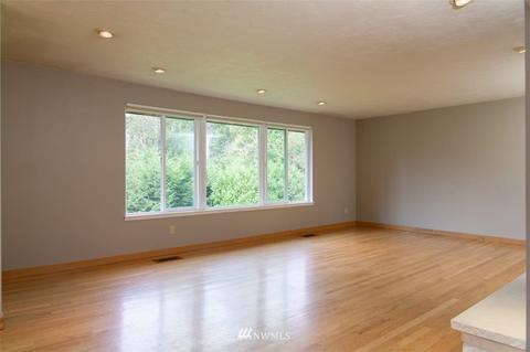 4802 Gardner Ave, Everett, WA 98203 photo 9
