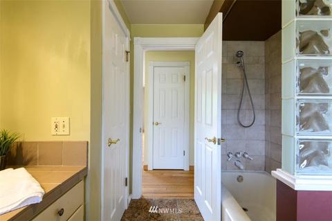 4802 Gardner Ave, Everett, WA 98203 photo 16