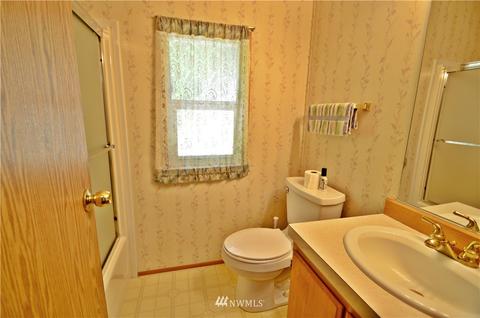 18516 E 223rd Ave, Orting, WA 98360 photo 13