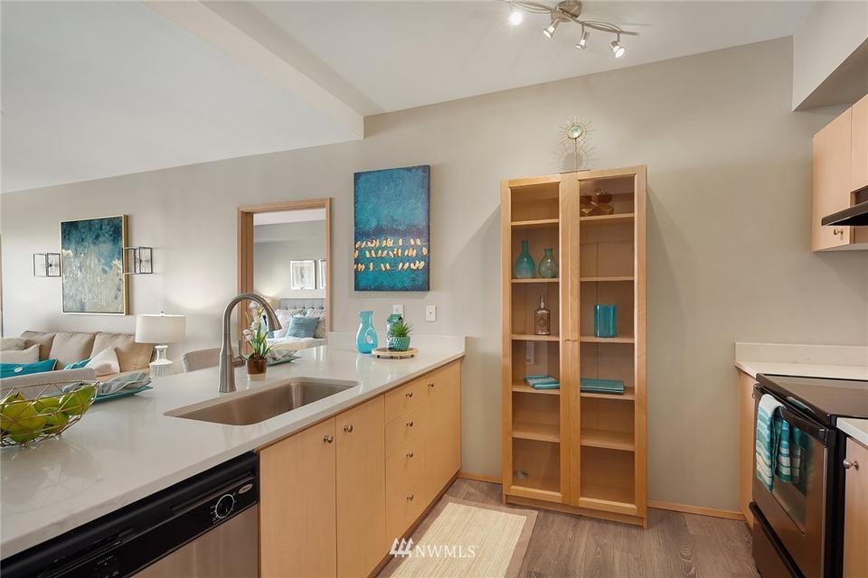  3213 Harbor Ave SW #305, Seattle, WA 98126 photo 7