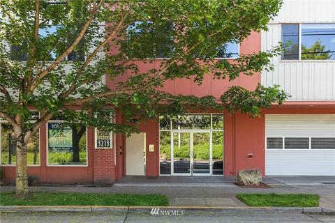 3213 Harbor Ave SW #305, Seattle, WA 98126