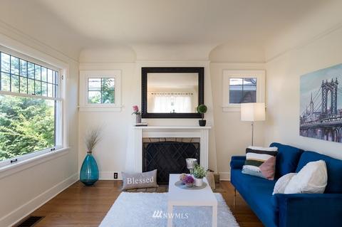 323 N 73rd St, Seattle, WA 98103 photo 6