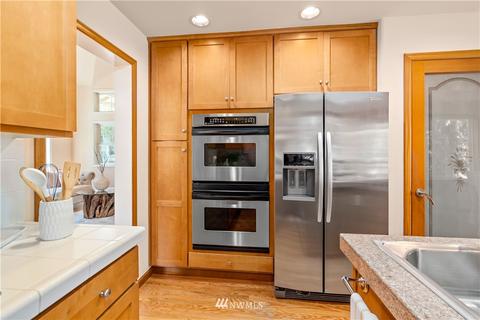 9302 Valhalla Way, Bothell, WA 98011 photo 12