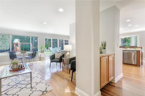 12215 NE 165th Pl, Bothell, WA 98011 photo 5