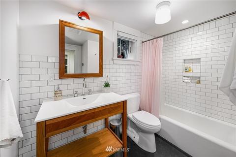 734 20th Ave E, Seattle, WA 98112 photo 25