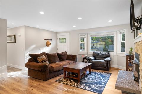 23019 19th Dr SE, Bothell, WA 98021 photo 3